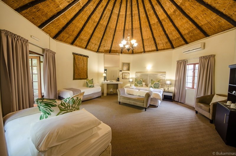 Lidiko Lodge, St Lucia - Hluhluwe iMfolozi Reservations