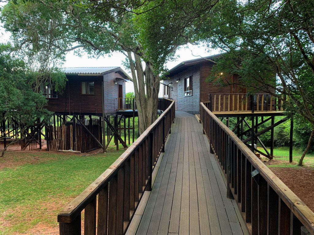 Bonamanzi Safari Lodge,Hluhluwe Village,Hluhluwe iMfolozi Game Reserve,KwaZulu-Natal,Hluhluwe iMfolozi Reservations