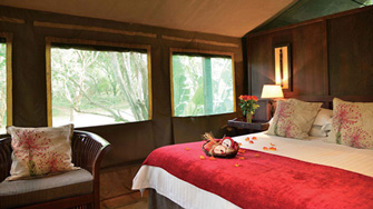 Falaza Game Park luxury tented accommodation KwaZulu-Natal Hluhluwe iMfolozi Game Reserve