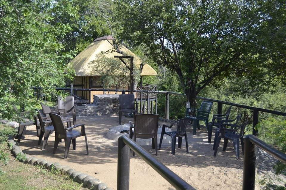 Gqoyeni Bush Lodge, Hluhluwe iMfolozi Game Reserve, Zululand Accommodation Bookings