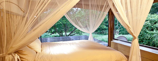 The Homestead, en-suite bedroom at Rhino River Lodge in the Big 5 Manyoni Private Game Reserve (previously the Zululand Rhino Reserve) located in KwaZulu-Natal, South Africa